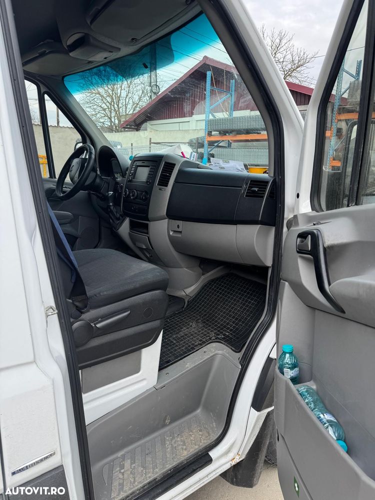 Mercedes-Benz Sprinter - 8
