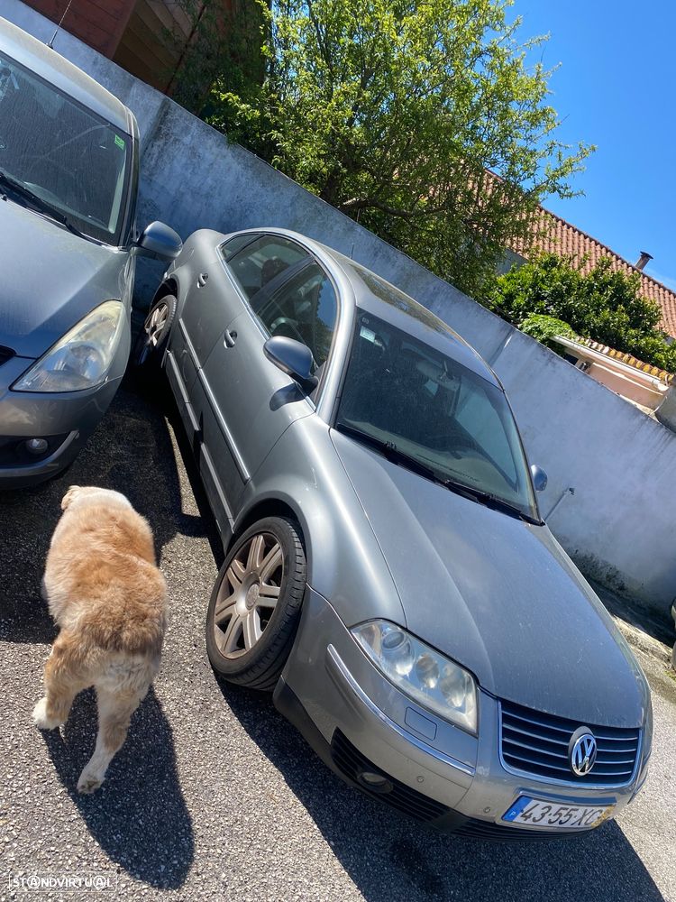 VW Passat 1.9 TDi Highline - 3