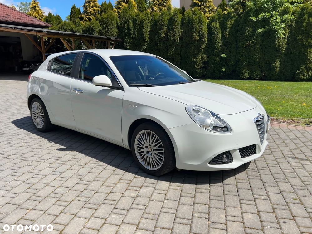 Alfa Romeo Giulietta 1.6 JTDM 16V Turismo - 2
