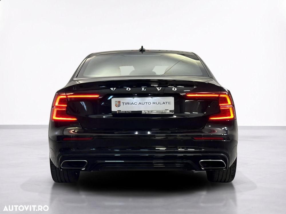 Volvo S60 T4 R-Design - 5