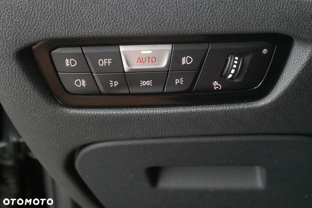 BMW Seria 3 - 32