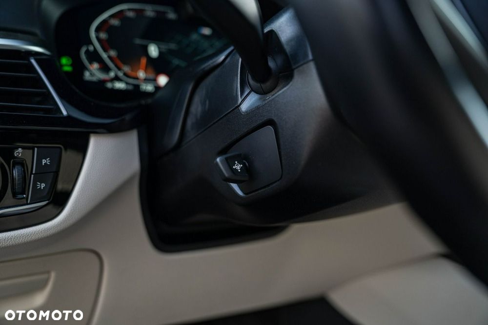 BMW Seria 5 - 30