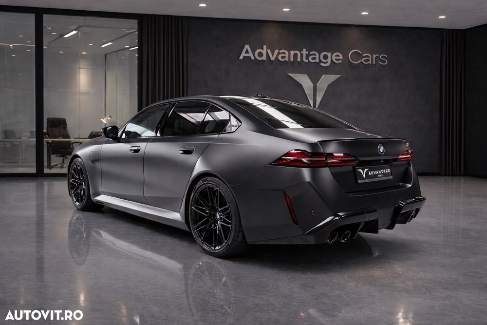 BMW M5 2025 — imagine 7
