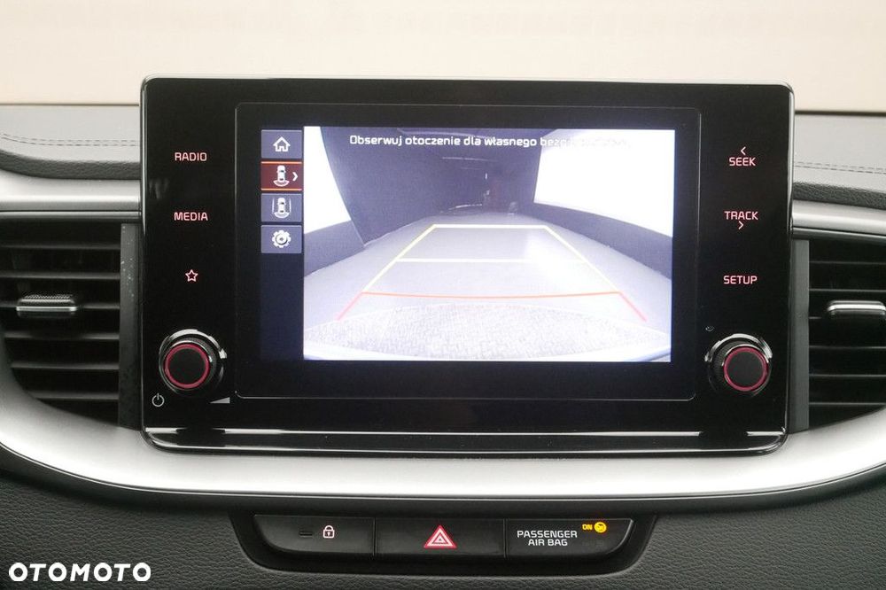Kia Ceed 1.5 T-GDI M - 19