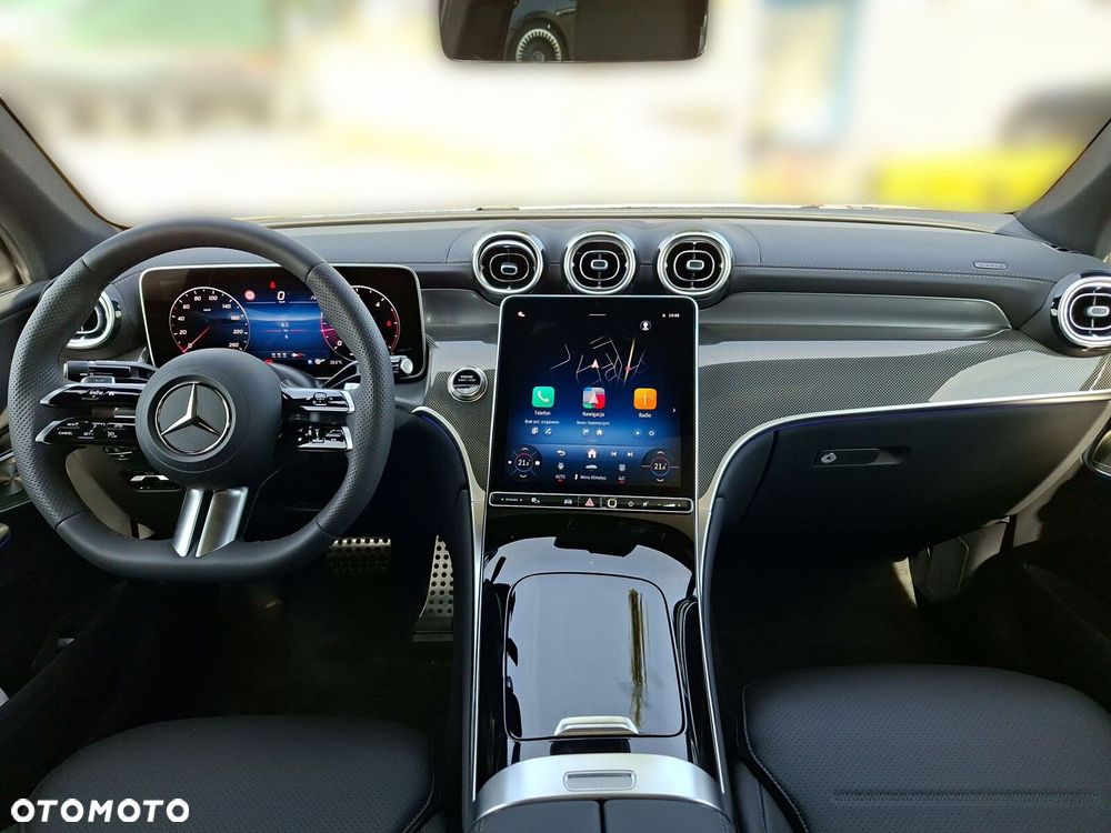 Mercedes-Benz GLC - 12