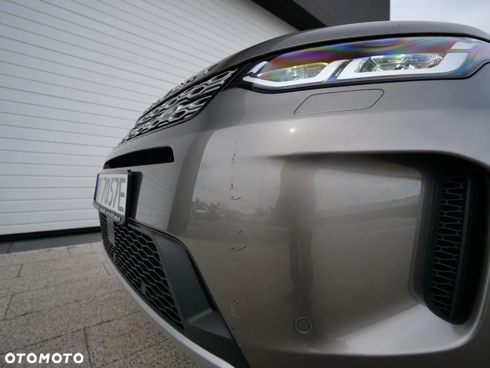 Land Rover Discovery Sport 2.0 D200 mHEV R-Dynamic SE - 11