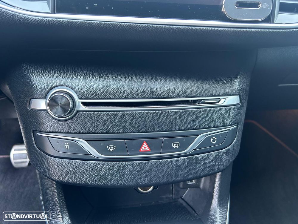 Peugeot 308 BlueHDi FAP 130 Stop & Start GT Pack - 21