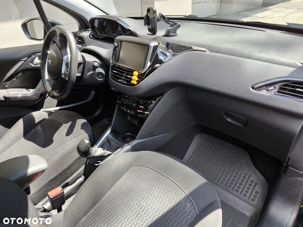 Peugeot 208 1.2 PureTech Active - 6