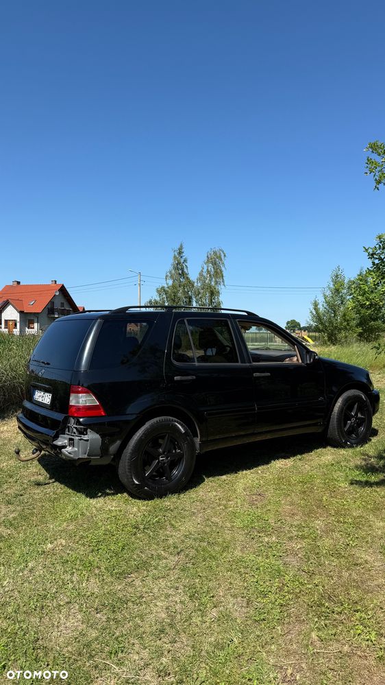 Mercedes-Benz ML - 5