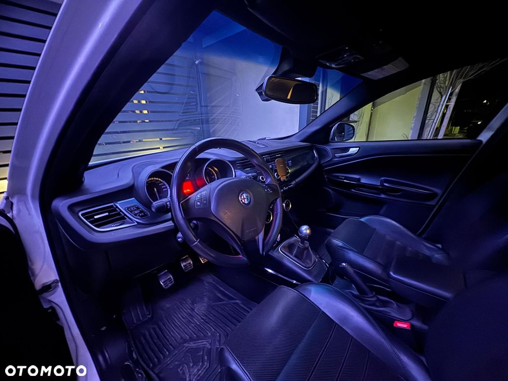 Alfa Romeo Giulietta 1.4 TB MultiAir Distinctive - 2