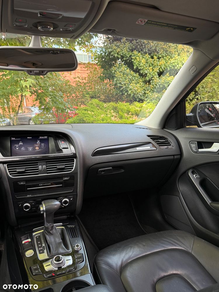 Audi A4 Limousine - 17