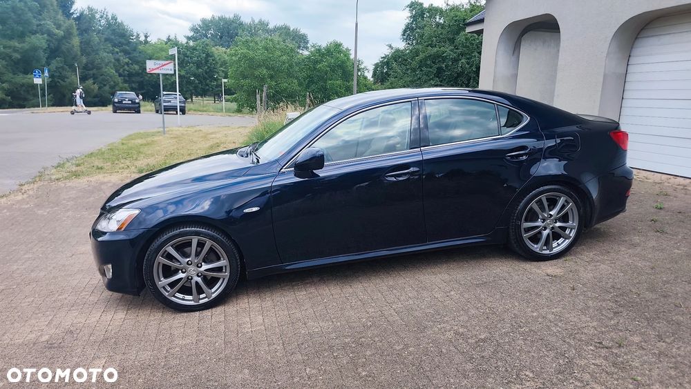 Lexus IS 250 Prestige - 32