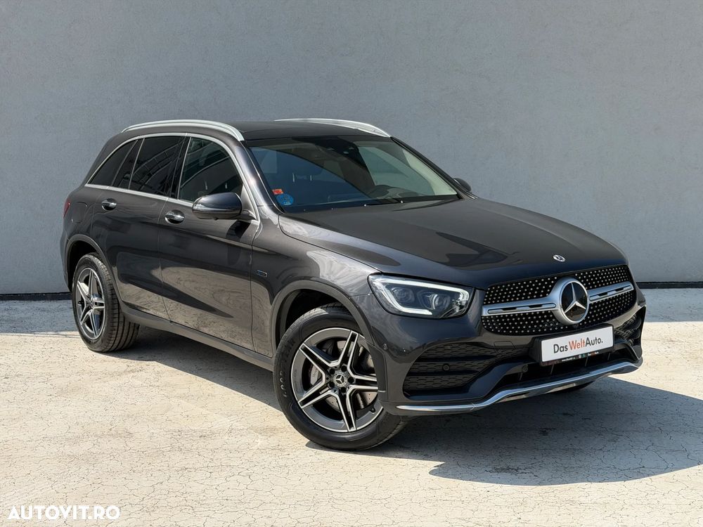 Mercedes-Benz GLC 300 e 4MATIC - 8