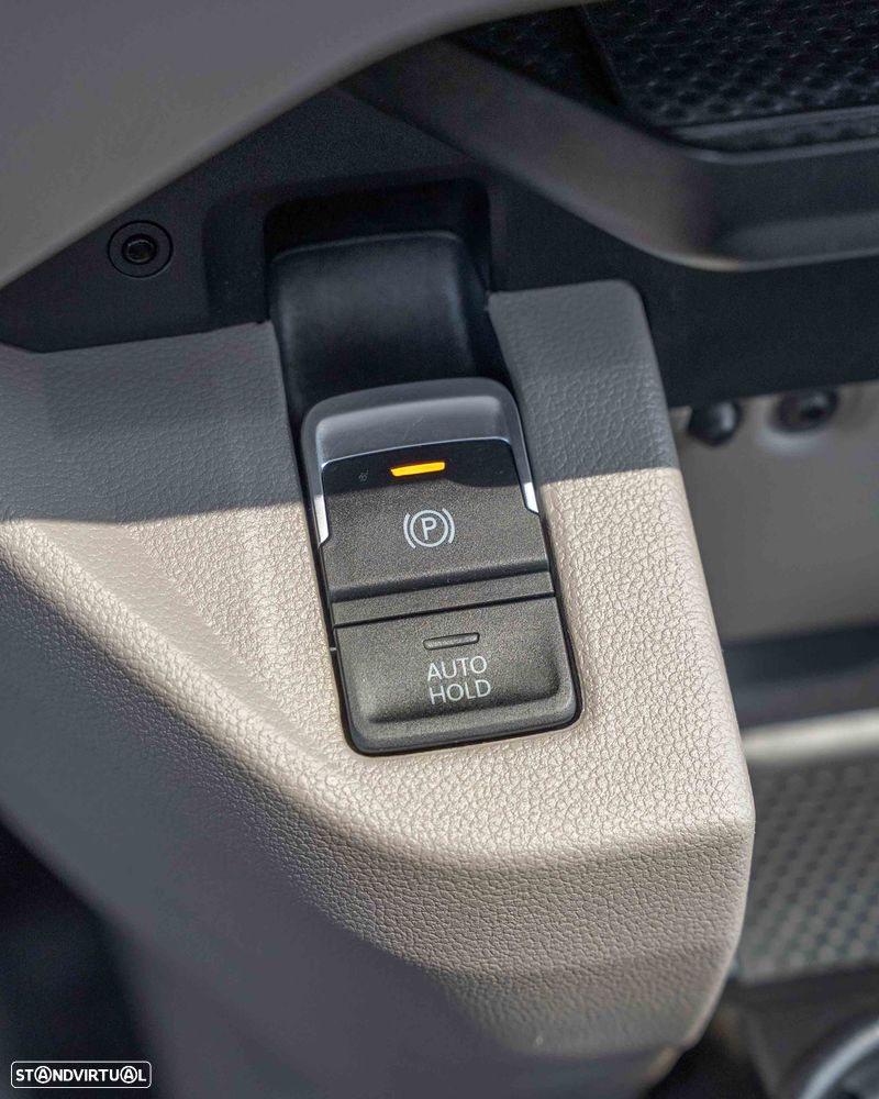 VW Multivan - 41