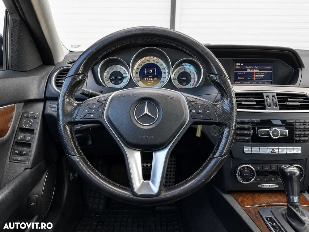 Mercedes-Benz C 220 CDI DPF (BlueEFFICIENCY) 7G-TRONIC Elegance - 7