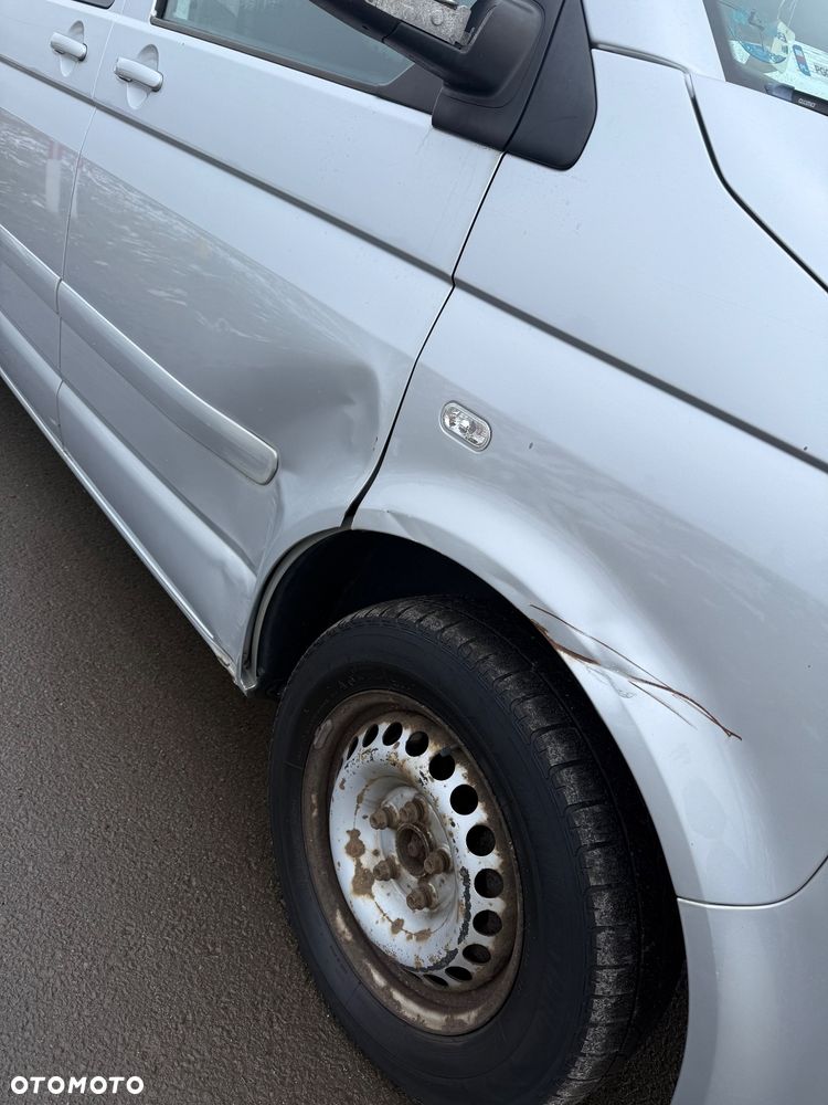 Volkswagen Multivan - 16