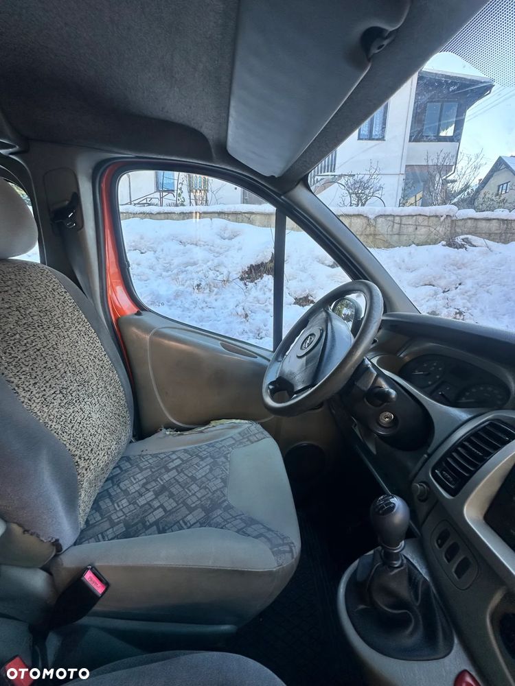 Opel VIVARO - 8