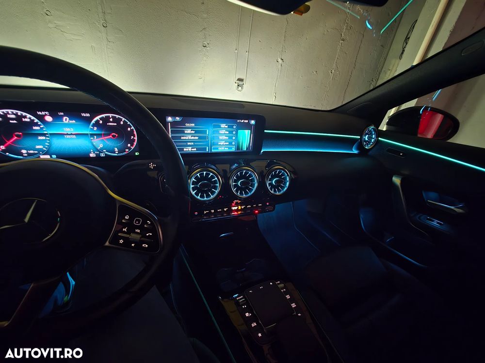 Mercedes-Benz A 180 Sedan 7G-DCT - 5