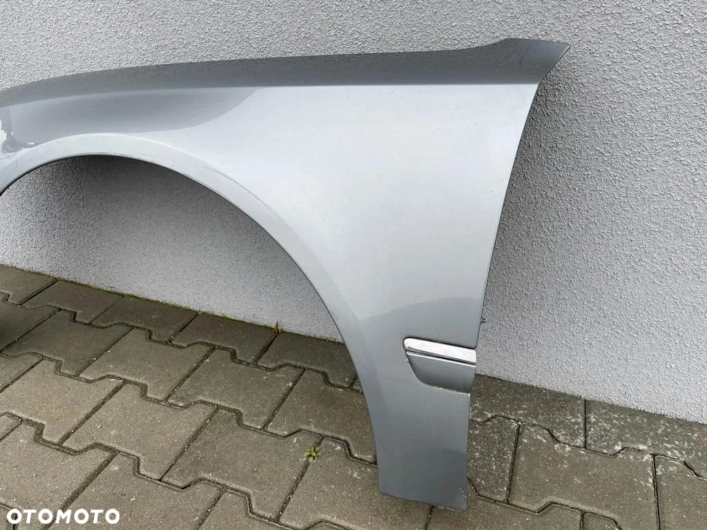 AUDI A8 D3 DRUGI LIFT BŁOTNIK LEWY PRZÓD LY7G - 4