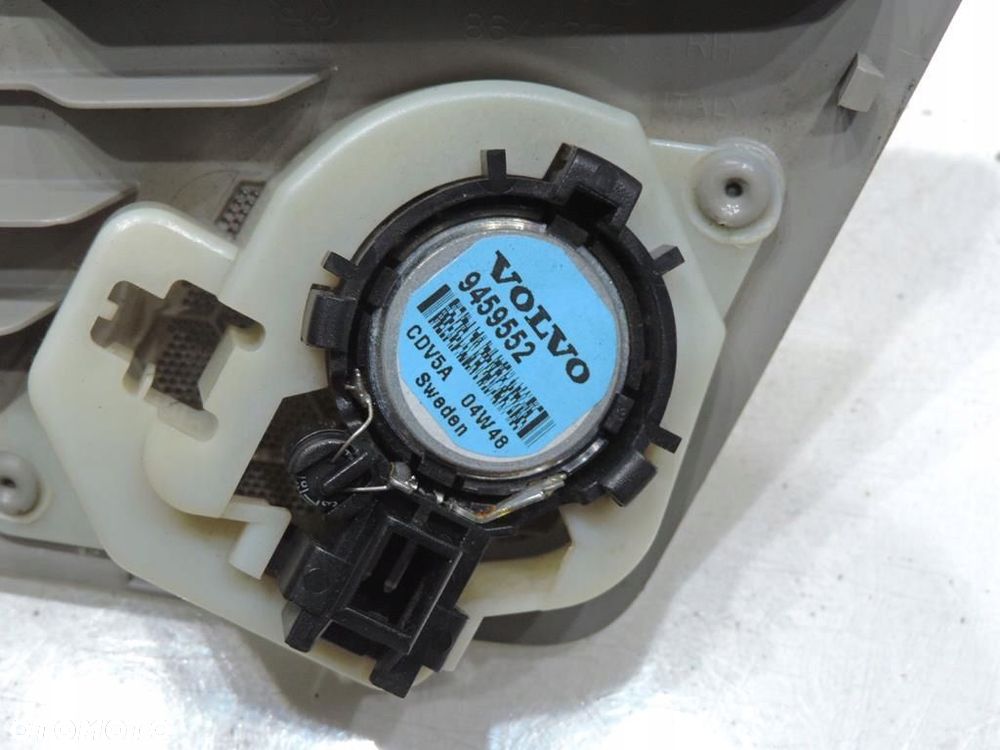 GŁOŚNIK BAGAŻNIKA PRAWY VOLVO XC90 - 4