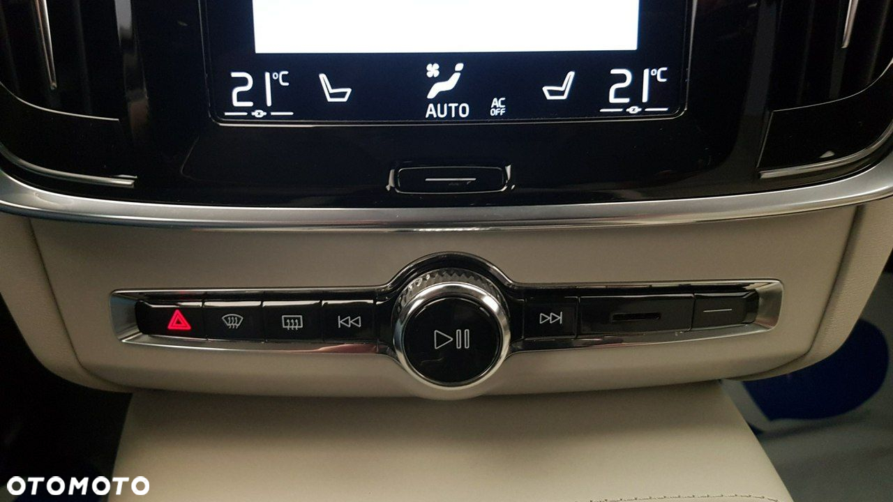 Volvo V90 - 29