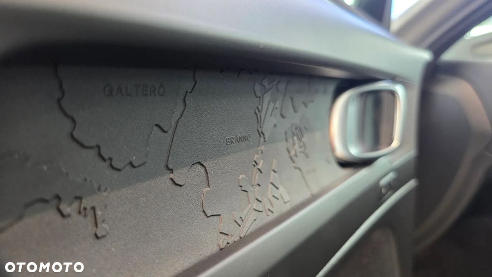 Volvo XC 40 82kWh P8 Recharge AWD Plus - 7