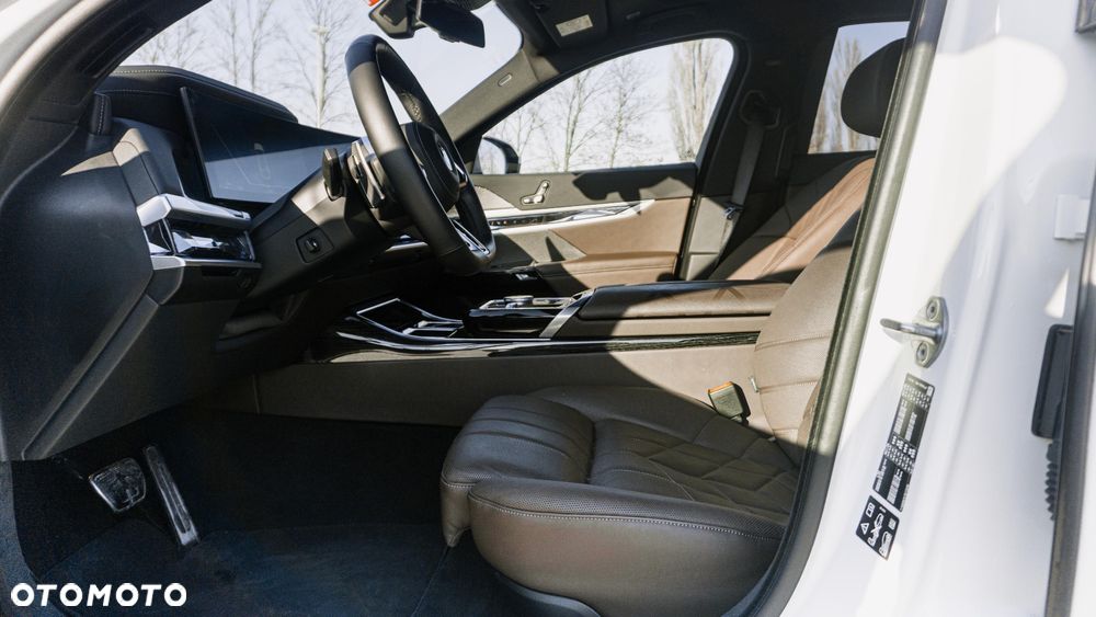 BMW Seria 7 740d xDrive mHEV M Sport sport - 36