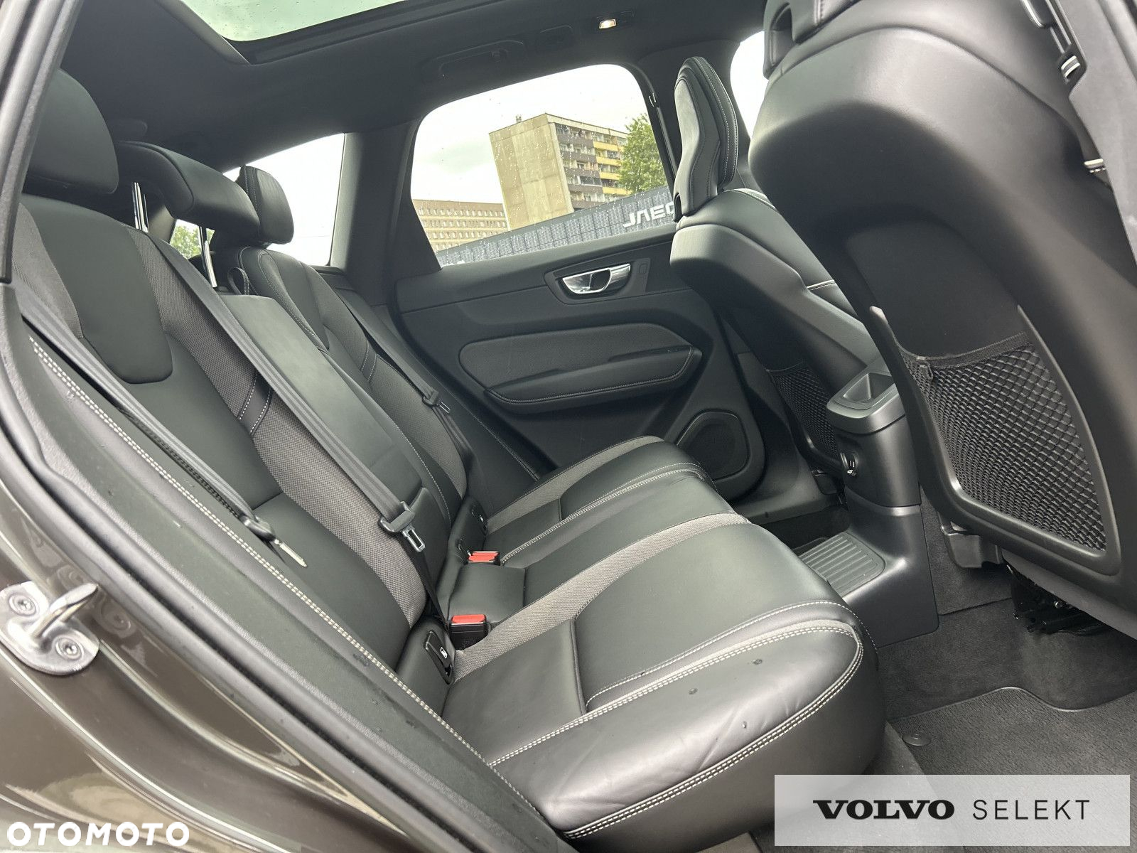 Volvo XC 60 - 25