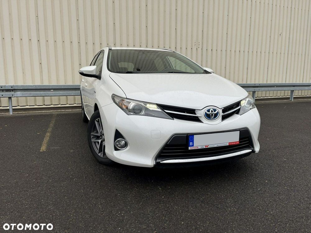 Toyota Auris - 4