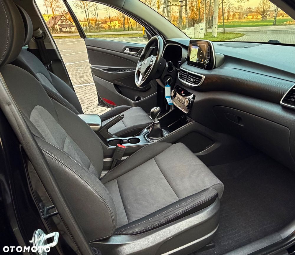 Hyundai Tucson ver-1-6-gdi-bluedrive-go-2wd - 39