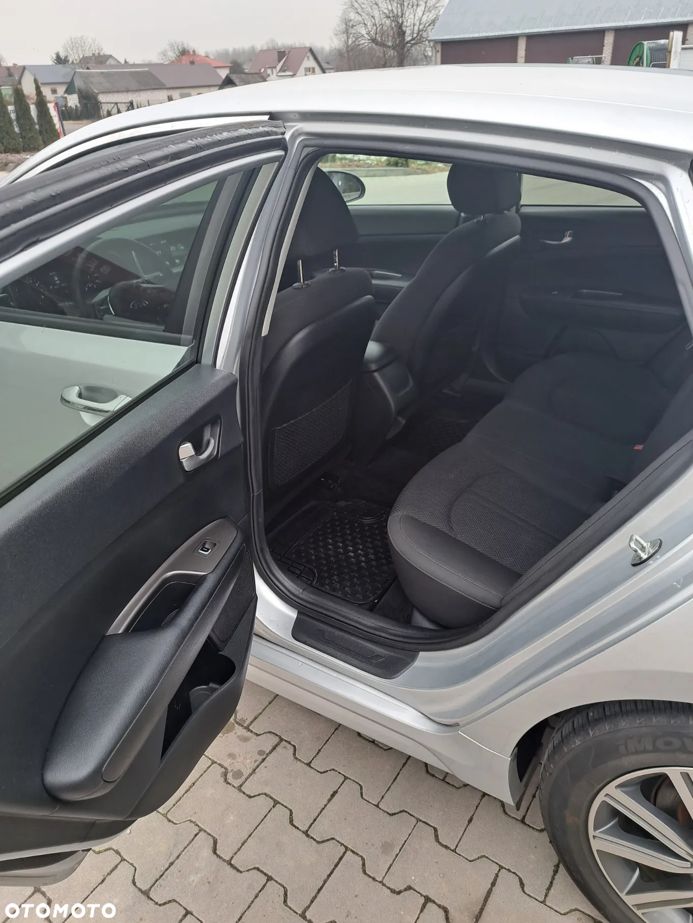 Kia Optima - 7