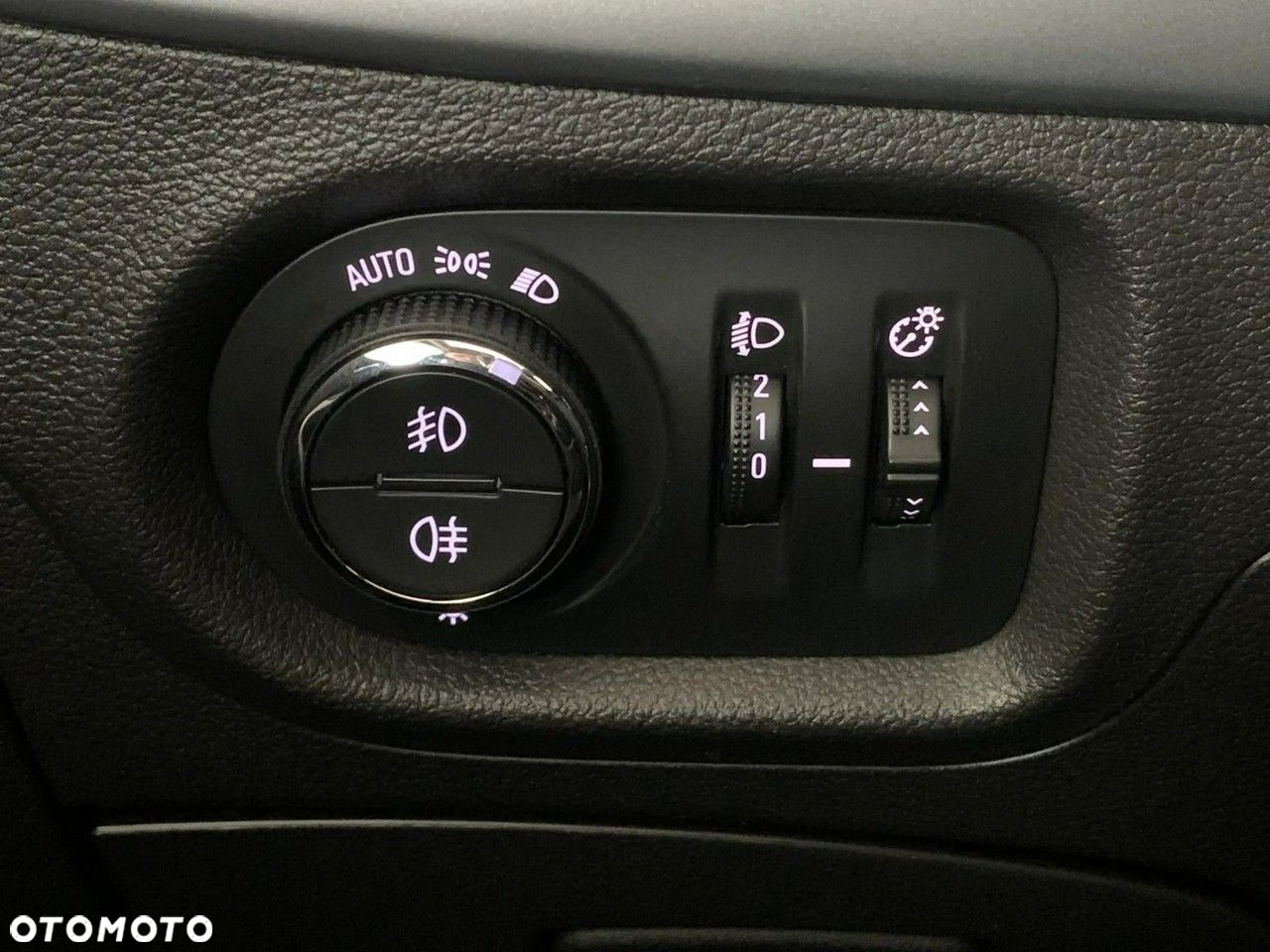 Opel Astra V 1.6 CDTI Dynamic S&S - 23