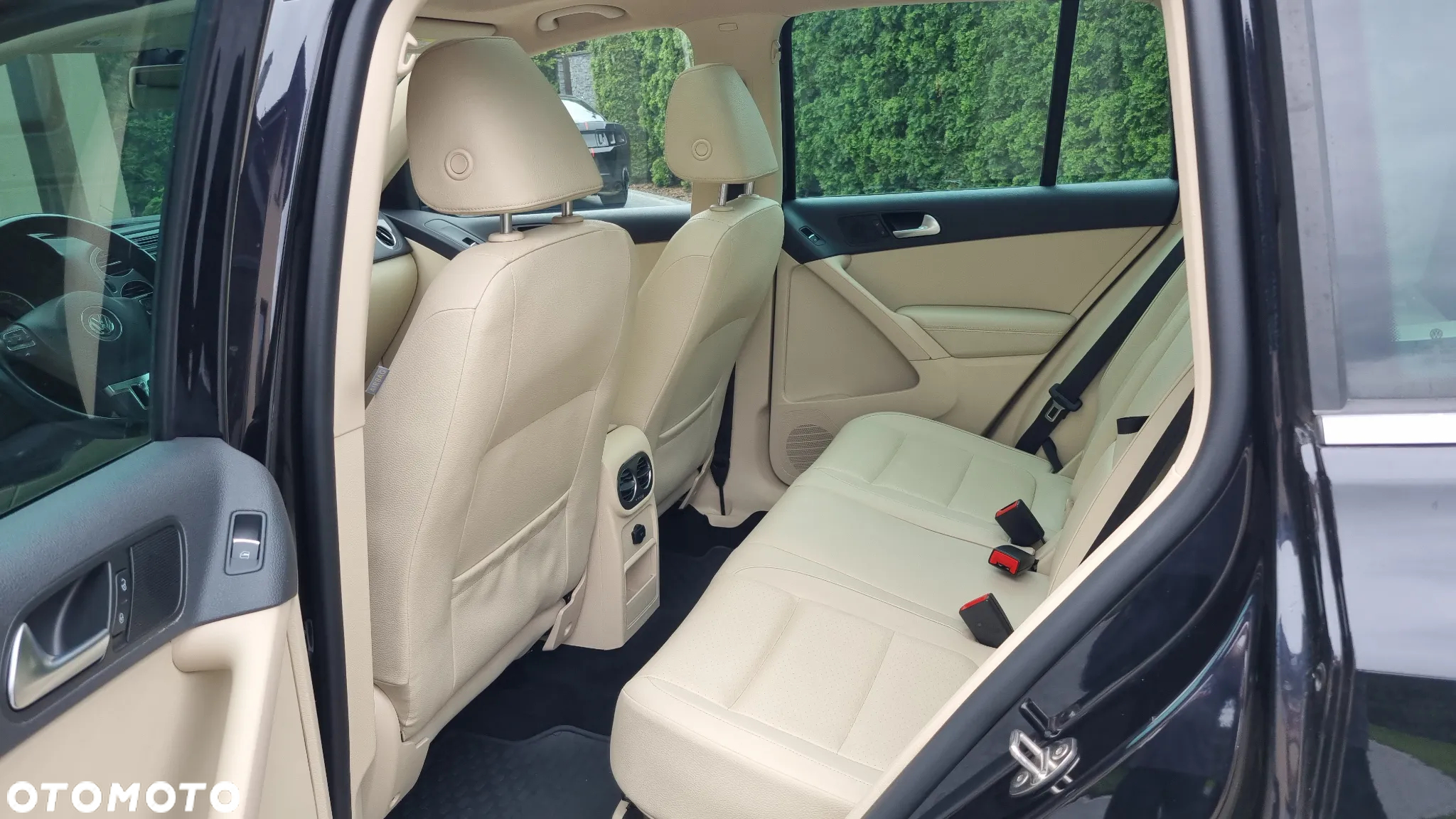 Volkswagen Tiguan - 12
