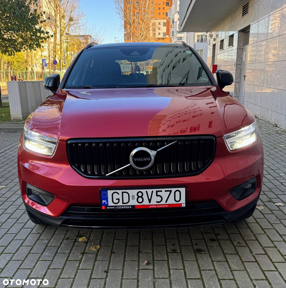 Volvo XC 40 T5 AWD R-Design - 3