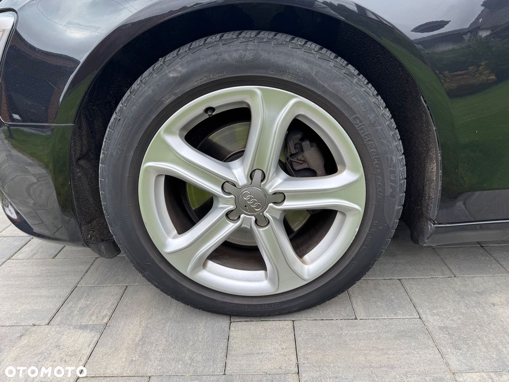 Audi A4 Avant 2.0 TDI ultra DPF Ambition - 9