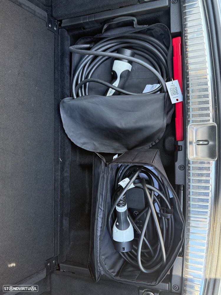 Mercedes-Benz E 300 de Avantgarde - 27