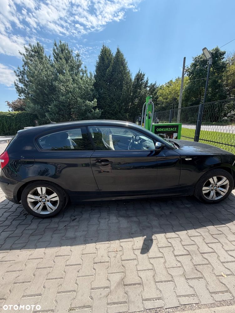 BMW Seria 1 116i - 4