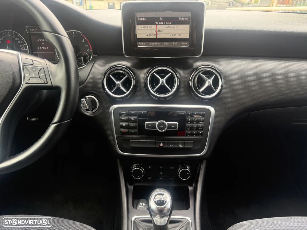 Mercedes-Benz A 200 - 20