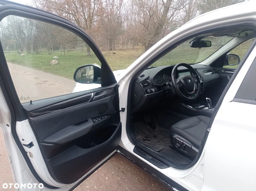 BMW X3 xDrive28i Sport-Aut xLine - 14