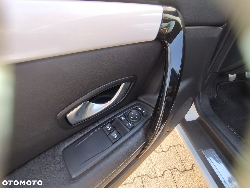 Renault Laguna 2.0 dCi Monaco GP ESM - 19