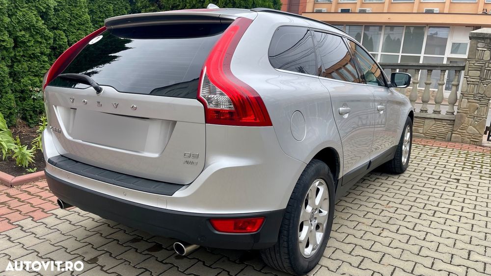 Volvo XC 60 2.4D AWD Momentum - 13