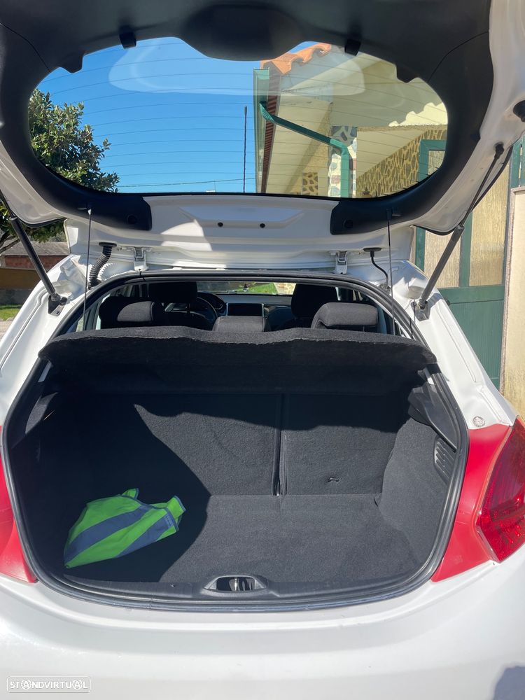 Peugeot 208 1.2 VTi Allure - 9