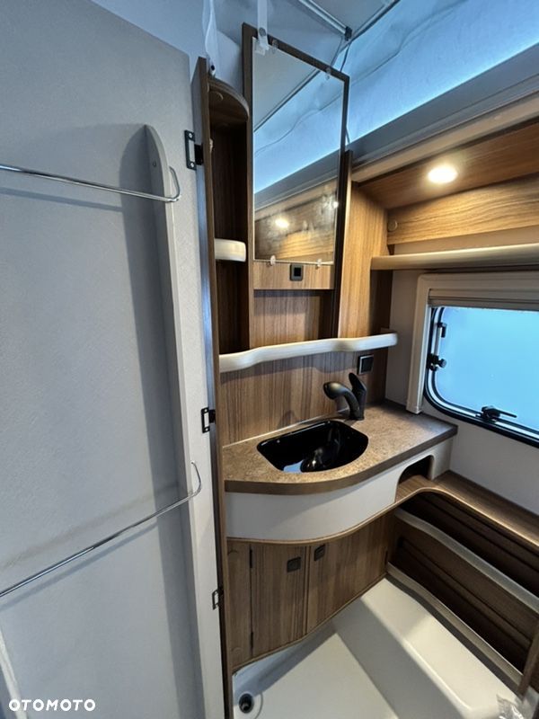 Hymer-Eriba Touring 542 - 14