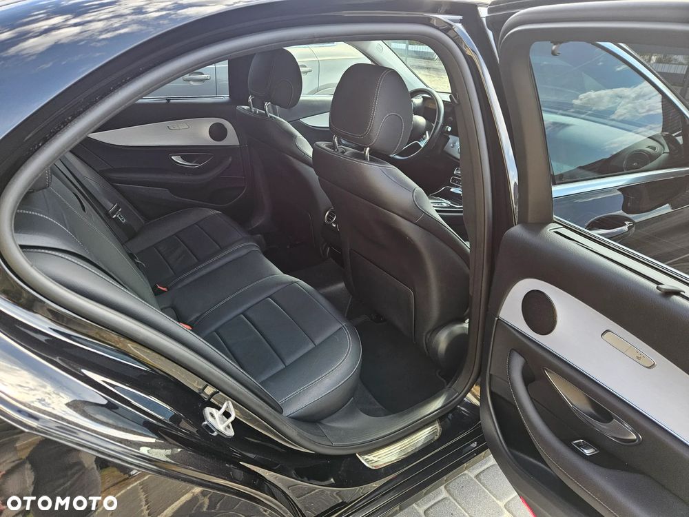 Mercedes-Benz Klasa E 220 d 9G-TRONIC Avantgarde - 8