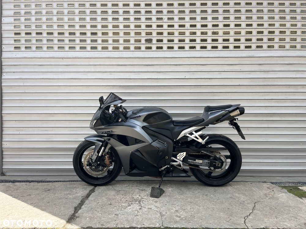 Honda CBR - 31