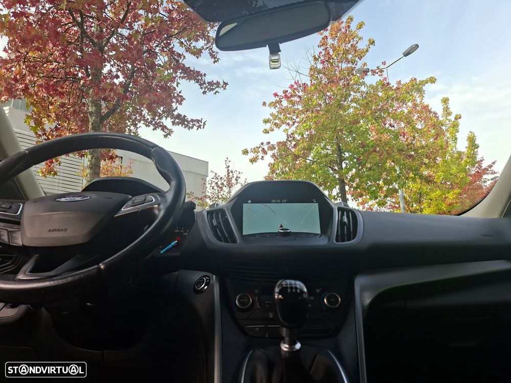 Ford Kuga - 6