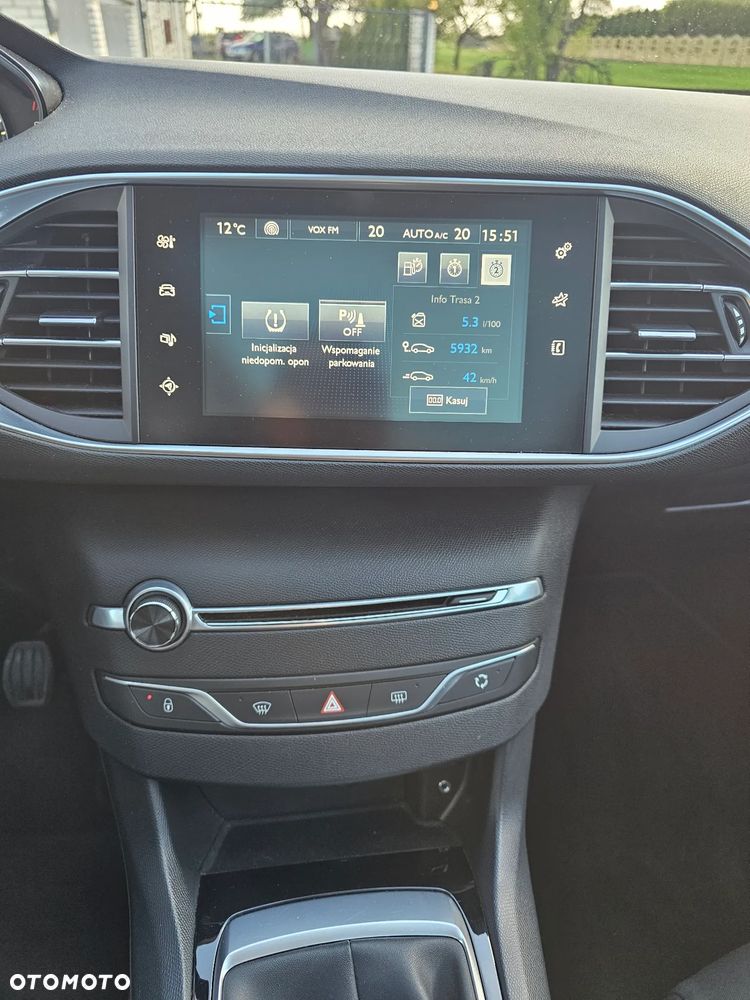 Peugeot 308 - 16