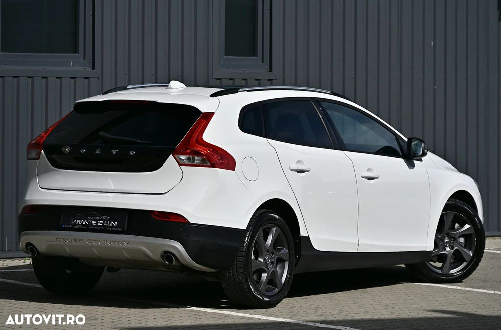 Volvo V40 D2 Geartronic Momentum - 27