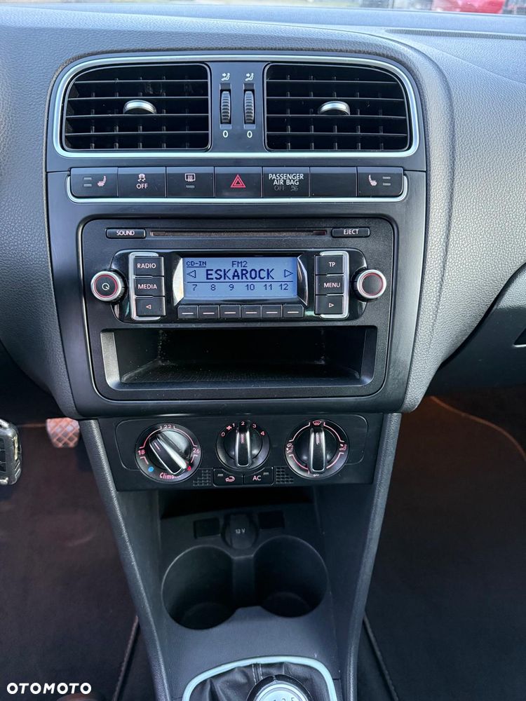 Volkswagen Polo 1.2 Blue Motion Technology Team - 28