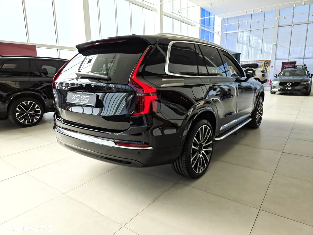 Volvo XC 90 T8 AWD Plug-In Hybrid Ultra Bright 7os - 3